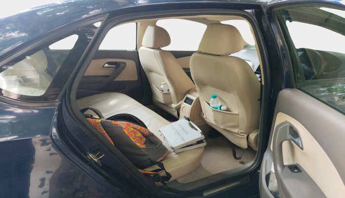 2012 Volkswagen Vento HIGHLINE DIESEL 1.6, Diesel, Manual, 99,529 km, interior