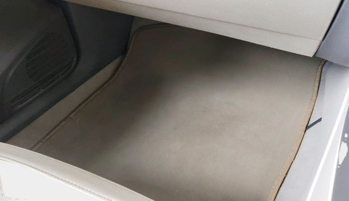 2012 Volkswagen Vento HIGHLINE DIESEL 1.6, Diesel, Manual, 99,529 km, interior