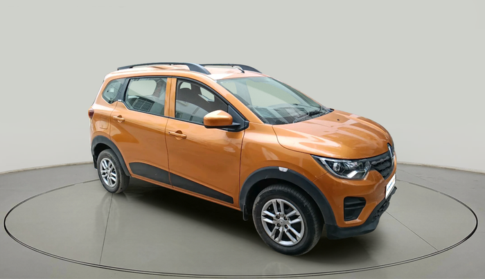 2019 Renault TRIBER RXL MT, Petrol, Manual, 33,661 km, exterior