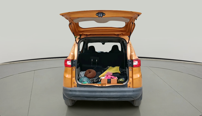 2019 Renault TRIBER RXL MT, Petrol, Manual, 33,661 km, exterior