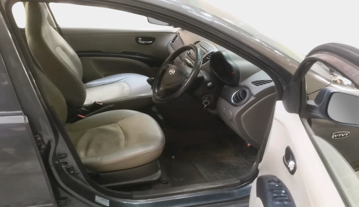 2012 Hyundai i10 MAGNA 1.2, Petrol, Manual, 55,860 km, interior