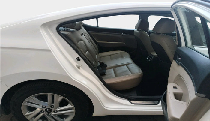 2021 Hyundai New Elantra 2.0 SX(O) AT PETROL, Petrol, Automatic, 27,111 km, interior