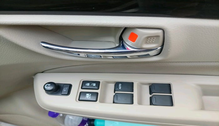 2016 Maruti Ciaz ZDI+ SHVS, Diesel, Manual, 57,593 km, interior