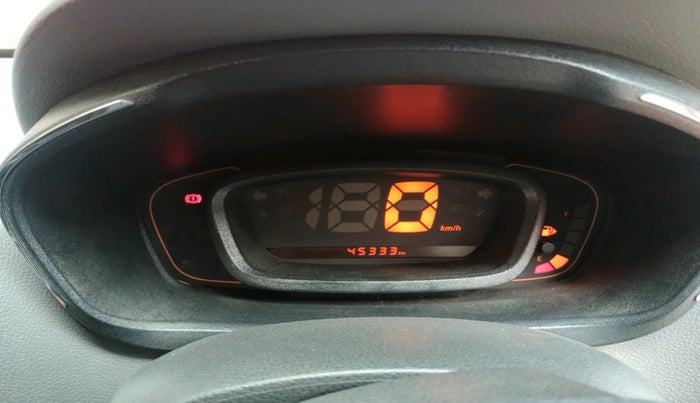 2016 Renault Kwid RXT 1.0, Petrol, Manual, 45,333 km, interior