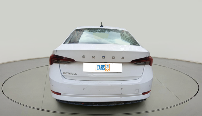 2021 Skoda Octavia L&K 2.0 AT, Petrol, Automatic, 74,307 km, exterior
