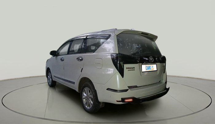 2017 Toyota Innova Crysta 2.8 ZX AT 7 STR, Diesel, Automatic, 1,80,007 km, exterior