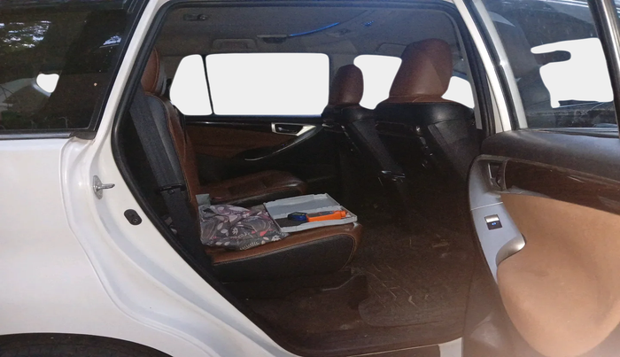 2017 Toyota Innova Crysta 2.8 ZX AT 7 STR, Diesel, Automatic, 1,80,007 km, interior