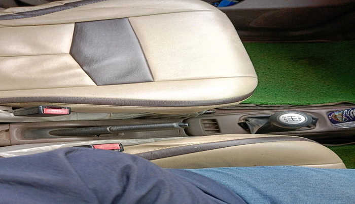 2011 Maruti Zen Estilo LXI, Petrol, Manual, 40,553 km, interior