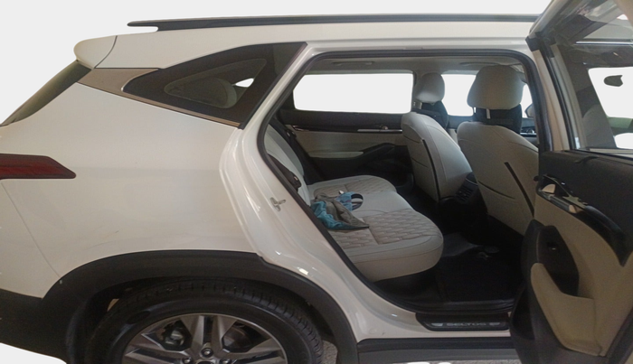 2022 KIA SELTOS HTX 1.5 PETROL, Petrol, Manual, 25,211 km, interior