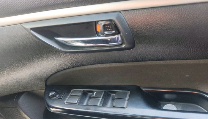 2015 Maruti Swift ZDI, Diesel, Manual, 92,169 km, interior