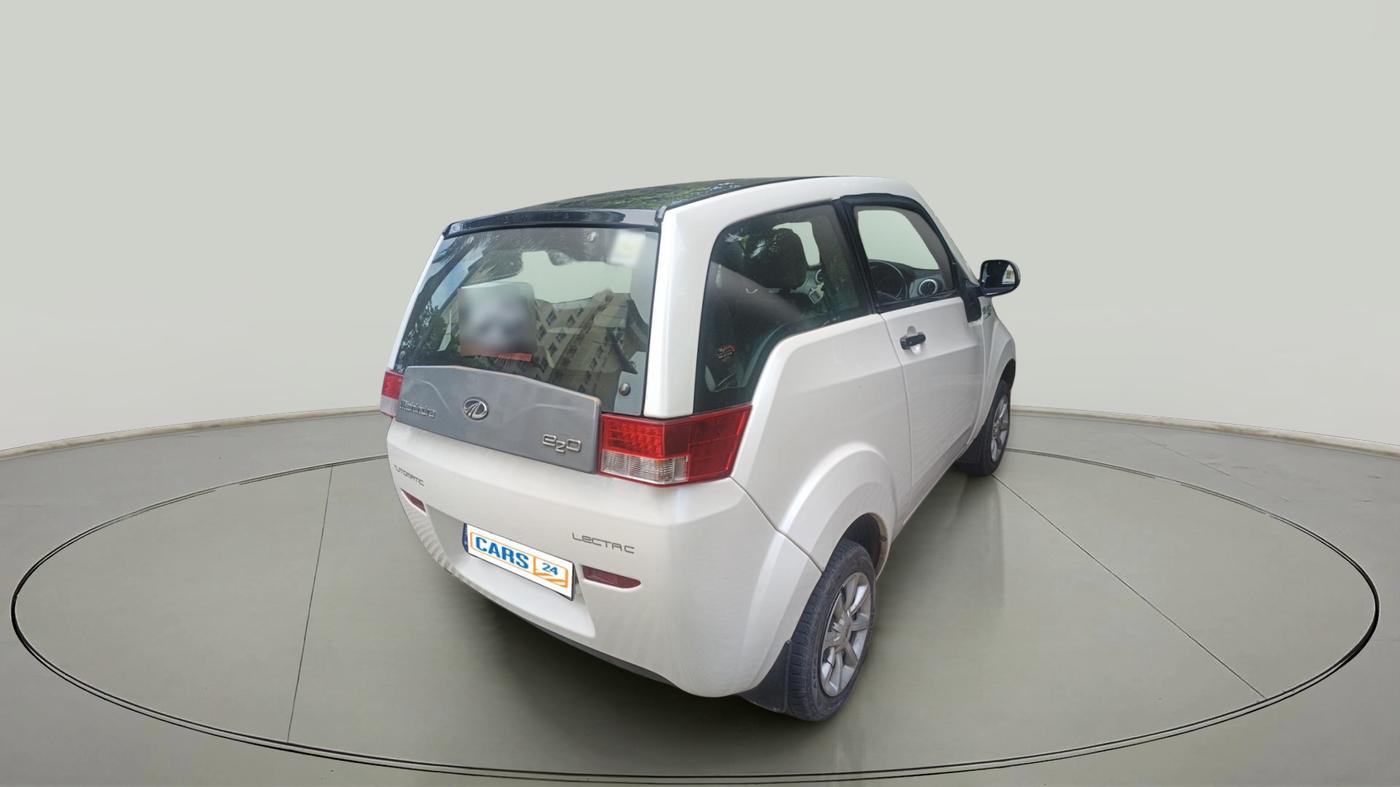 2016 Mahindra E2O T2, Electric, Automatic, 31,216 km, exterior