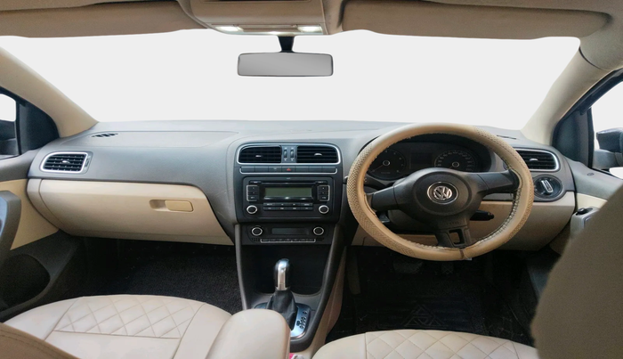 2011 Volkswagen Vento HIGHLINE PETROL AT, Petrol, Automatic, 81,779 km, interior