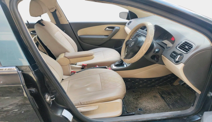 2011 Volkswagen Vento HIGHLINE PETROL AT, Petrol, Automatic, 81,779 km, interior