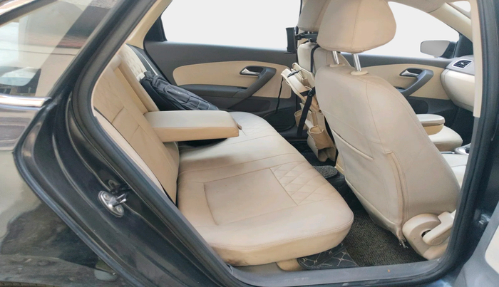 2011 Volkswagen Vento HIGHLINE PETROL AT, Petrol, Automatic, 81,779 km, interior