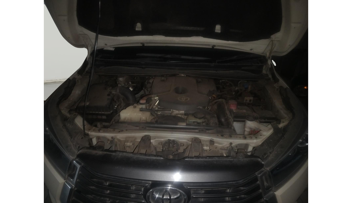 2021 Toyota Innova Crysta 2.4 ZX 7 STR, Diesel, Manual, 22,367 km, exterior