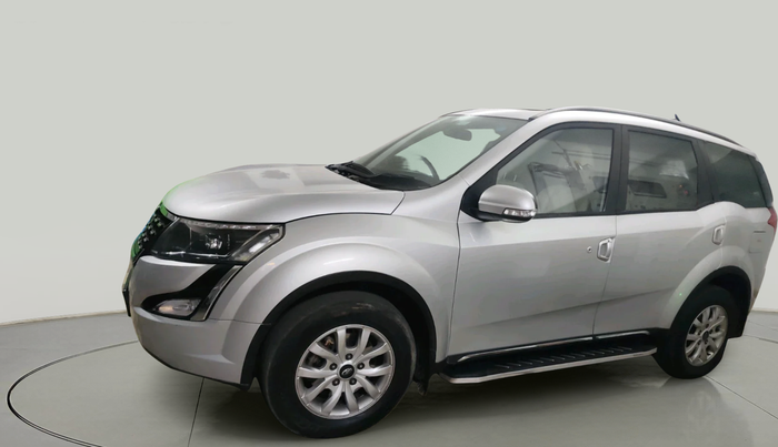 2019 Mahindra XUV500 W9, Diesel, Manual, 55,519 km, exterior