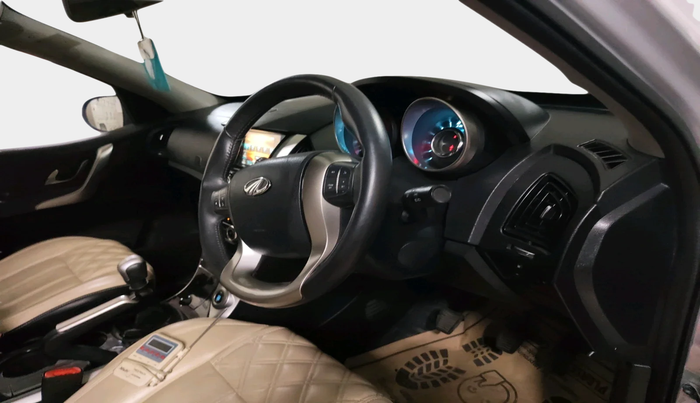 2019 Mahindra XUV500 W9, Diesel, Manual, 55,519 km, interior