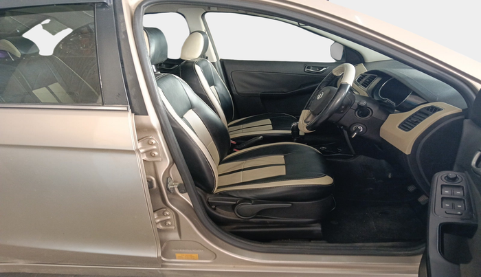 2015 Tata Zest XT PETROL, Petrol, Manual, 1,05,604 km, interior