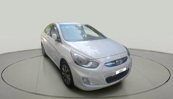 2013 Hyundai Verna FLUIDIC 1.6 VTVT SX, Petrol, Manual, 69,720 km, exterior