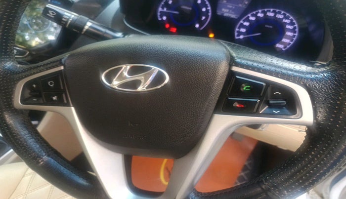 2013 Hyundai Verna FLUIDIC 1.6 VTVT SX, Petrol, Manual, 69,720 km, interior