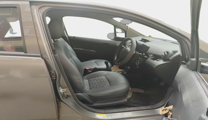 2011 Chevrolet Beat LS PETROL, Petrol, Manual, 1,10,068 km, interior