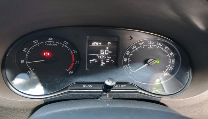 2016 Skoda Rapid 1.6 MPI STYLE PLUS AT, Petrol, Automatic, 74,351 km, interior
