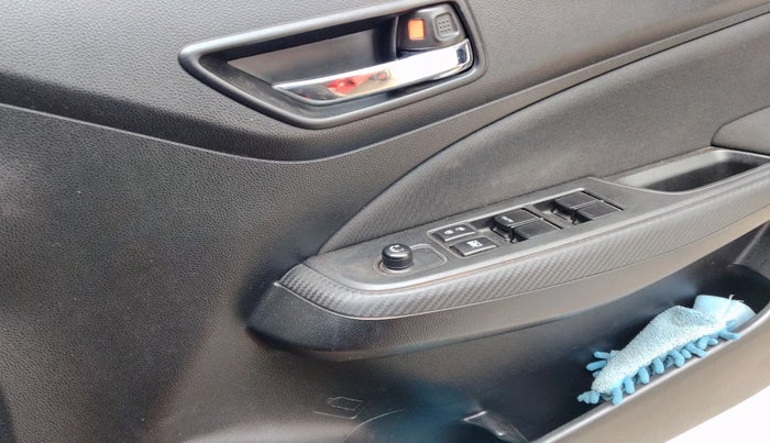 2018 Maruti Swift VXI AMT, Petrol, Automatic, 38,130 km, interior