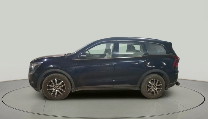 2021 Mahindra XUV700 AX 7 P MT 7 STR, Petrol, Manual, 36,439 km, exterior