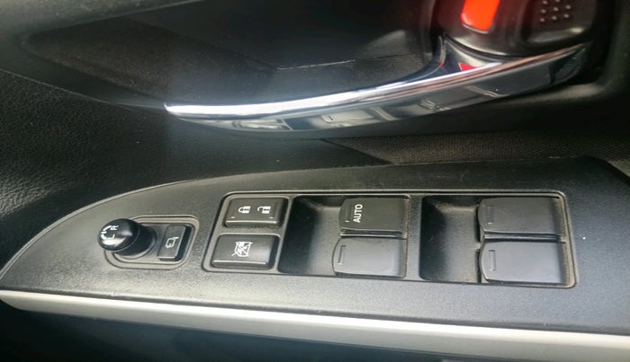 2016 Maruti S Cross ZETA 1.3, Diesel, Manual, 47,105 km, interior