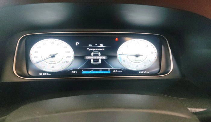 2022 Hyundai ALCAZAR 1.5 SIGNATURE (O) AT 7STR, Diesel, Automatic, 75,933 km, interior