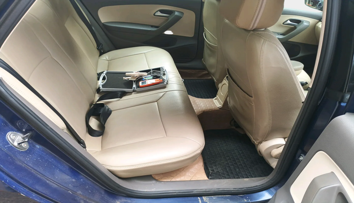 2013 Volkswagen Vento TRENDLINE DIESEL 1.6, Diesel, Manual, 1,01,800 km, interior