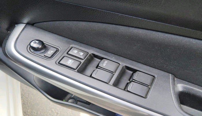 2018 Maruti Swift ZDI, Diesel, Manual, 74,938 km, interior