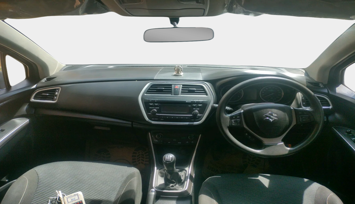 2018 Maruti S Cross DELTA 1.3, Diesel, Manual, 47,579 km, interior