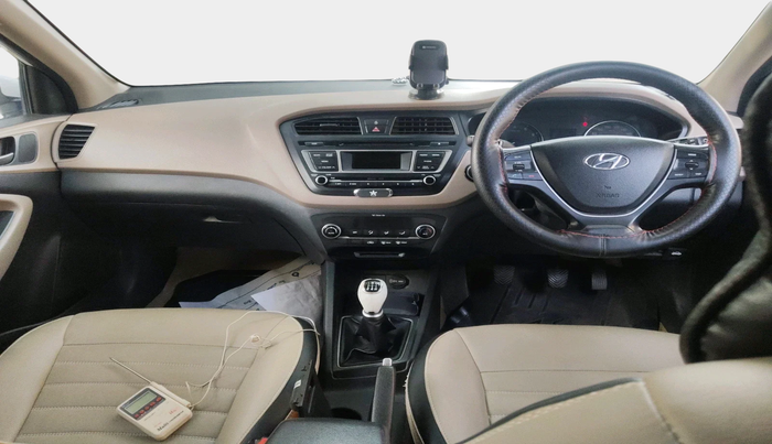 2015 Hyundai i20 SPORTZ 1.4 AT, Petrol, Automatic, 98,340 km, interior