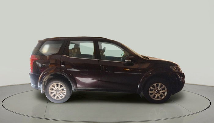 2016 Mahindra XUV500 W10 AT, Diesel, Automatic, 1,22,313 km, exterior