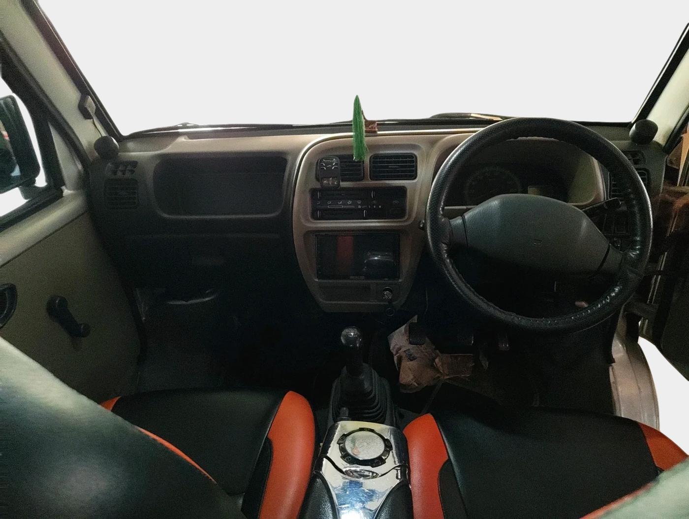 2013 Maruti Eeco 5 STR WITH A/C+HTR, Petrol, Manual, 89,863 km, interior