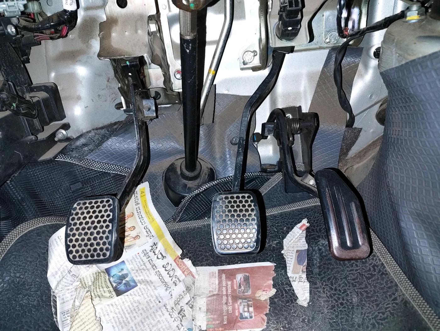 2013 Maruti Eeco 5 STR WITH A/C+HTR, Petrol, Manual, 89,863 km, interior