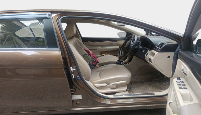 2015 Maruti Ciaz ZXI, Petrol, Manual, 45,400 km, interior