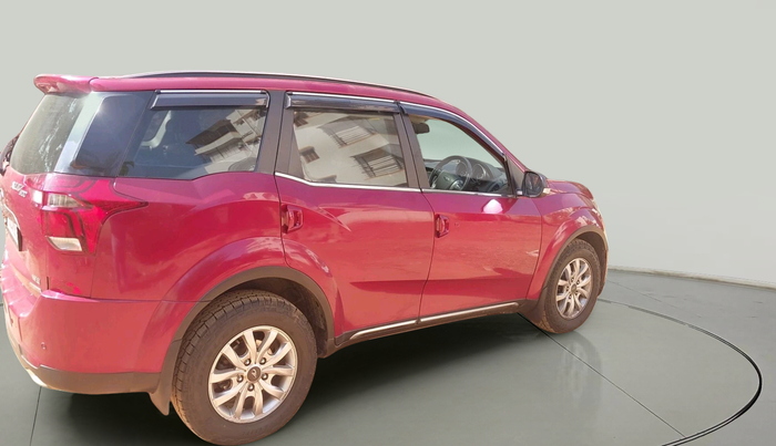 2018 Mahindra XUV500 W11 AT, Diesel, Automatic, 71,750 km, exterior