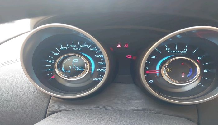 2018 Mahindra XUV500 W11 AT, Diesel, Automatic, 71,750 km, interior