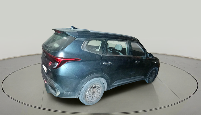 2022 KIA CARENS LUXURY PLUS 1.4 PETROL DCT 7 STR, Petrol, Automatic, 32,665 km, exterior