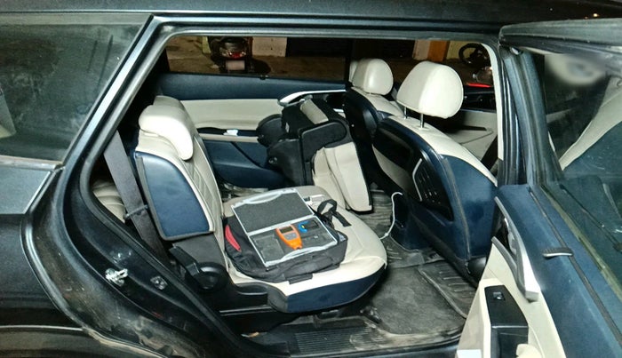 2022 KIA CARENS LUXURY PLUS 1.4 PETROL DCT 7 STR, Petrol, Automatic, 32,665 km, interior