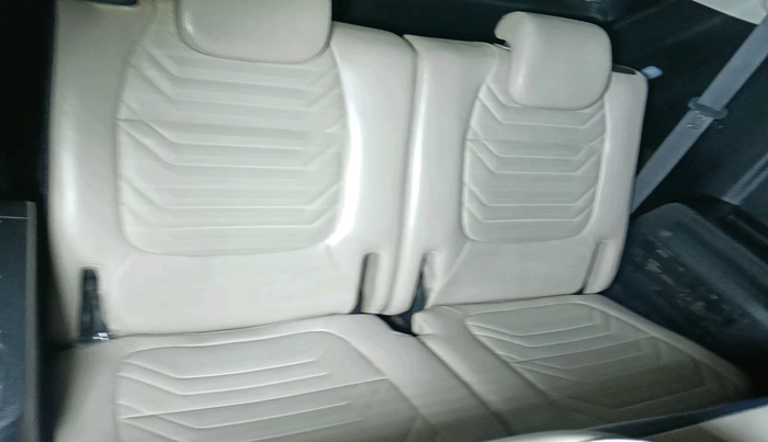 2022 KIA CARENS LUXURY PLUS 1.4 PETROL DCT 7 STR, Petrol, Automatic, 32,665 km, interior