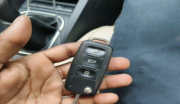 2014 Volkswagen Jetta COMFORTLINE TDI, Diesel, Manual, 1,20,449 km, interior