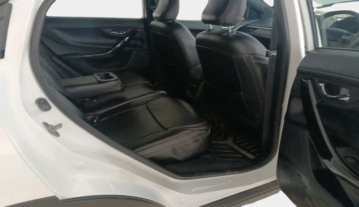 2023 Tata NEXON FEARLESS S 1.2 REVOTRON 6 MT DT, Petrol, Manual, 18,052 km, interior