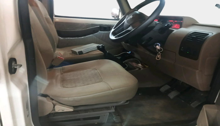 2023 Mahindra Bolero B6, Diesel, Manual, 40,342 km, interior