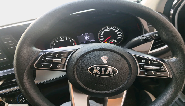 2020 KIA SELTOS HTK PLUS 1.5, Petrol, Manual, 62,513 km, interior