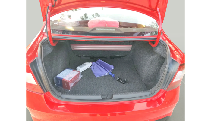 2018 Skoda Rapid STYLE 1.6 MPI AT, Petrol, Automatic, 1,17,567 km, exterior