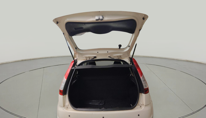 2013 Ford Figo TITANIUM 1.2 PETROL, Petrol, Manual, 50,751 km, exterior