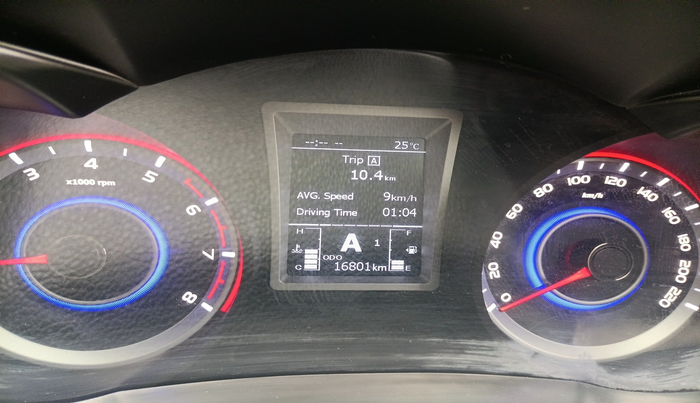 2021 Mahindra XUV300 W6 1.2 PETROL AMT, Petrol, Automatic, 16,900 km, interior